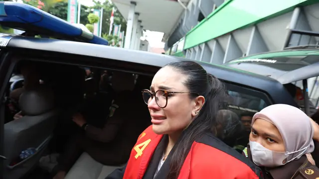 Sakit, Sidang Lanjutan Nikita Mirzani Ditunda hingga Pekan Depan