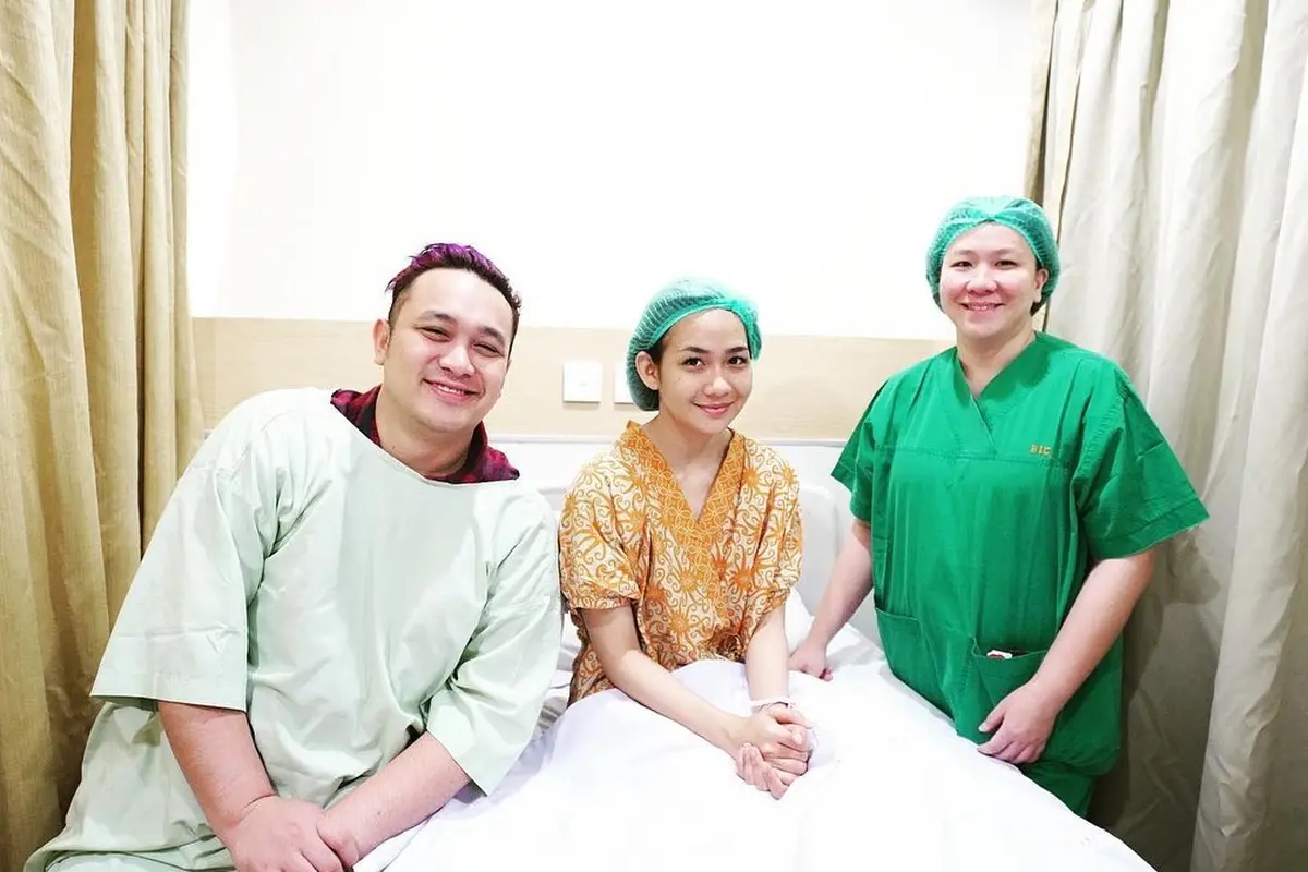 [Fimela] Gilang Dirga dan Adiezty Fersa