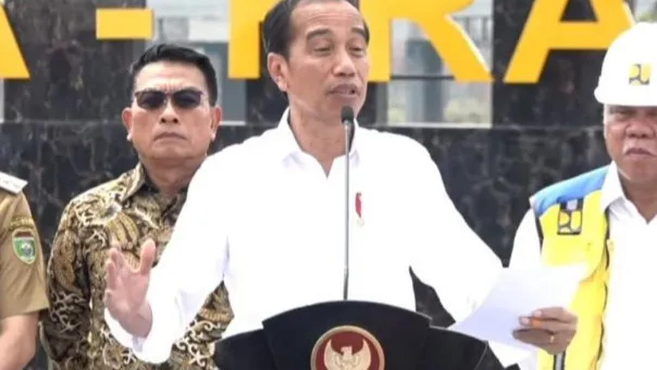 "Jangan-jangan terlalu banyak yang dipakai untuk membeli SBN. Atau terlalu banyak yang dibeli, STH atau SVBI. Sehingga yang masuk ke sektor riil jadi berkurang," imbuh dia.
