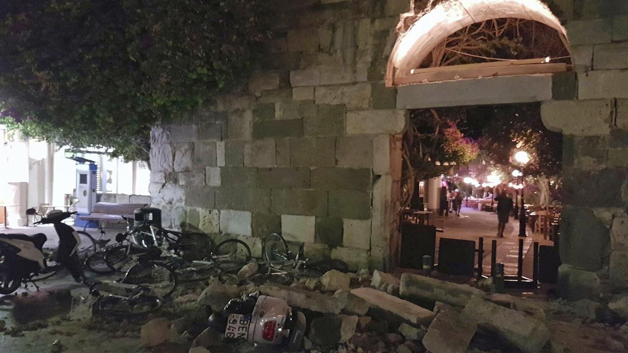 Gempa Turki - Yunani 21 Juli 2017 (AP)