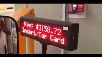Foto tarif parkir yang harus dibayar Supra Mac di Jewel Changi Airport (Facebook/Supra Mac)