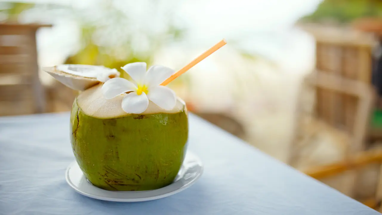 air kelapa-kezo
