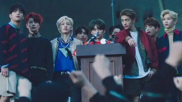 Stray Kids MV 'MIROH'