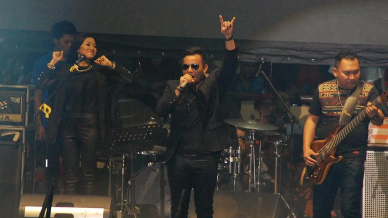 Beginilah Penampilan Judika di Festival Crossborder Atambua