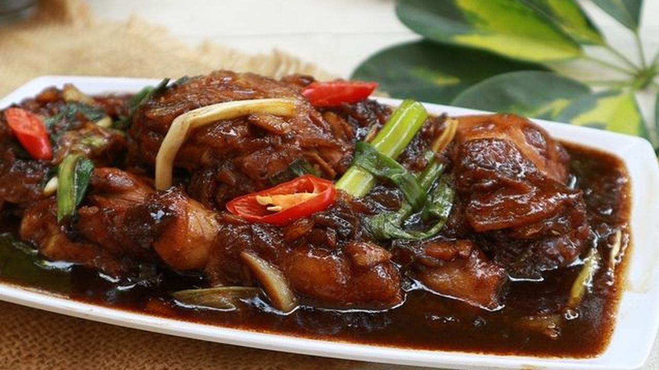 Hidangan ini juga menjadi bukti bahwa makanan adalah cerminan perjalanan sejarah dan nilai-nilai yang melekat dalam setiap suku, agama, dan tradisi.