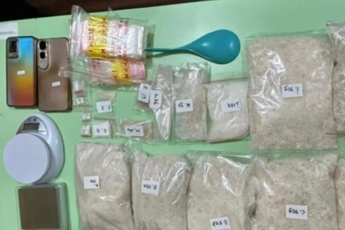 Barang bukti narkoba jenis sabu jaringan internasional asal Iran. (Dok. Antara)
