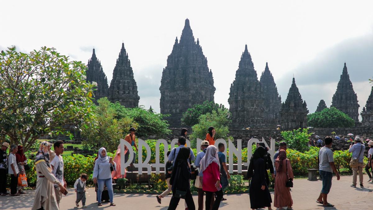 Catut Nama Candi Prambanan Jadi Lokasi Ajaran Sesat, WN Nigeria Ditangkap