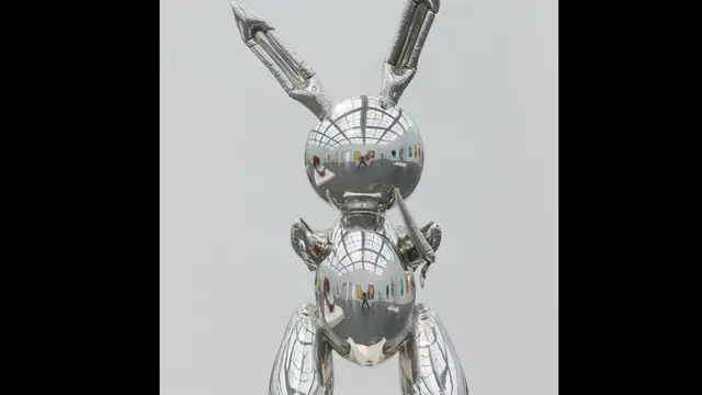 Patung Rabbit karya Jeff Koons