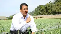 Anggota Komisi IV DPR Mindo Sianipar menilai Menteri Pertanian (Mentan) Amran Sulaiman telah menunjukkan kerja maksimal dalam menjaga stok ketersediaan pangan. Produksi di sektor pertanian masih dianggap optimal.