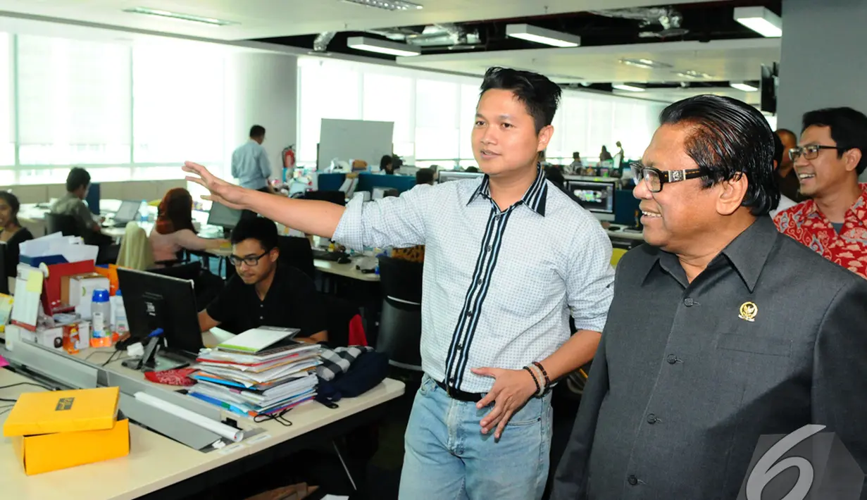 Wakil Ketua MPR RI Oesman Sapta Odang saat berkunjung ke kantor Liputan6.com, Jakarta, Senin (15/12/2014). (Liputan6.com/Andrian M Tunay)