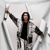 Abidzar Al Ghifari membintangi serial Jingga dan Senja yang tayang di Vidio. (Foto: Instagram @abidzar73)