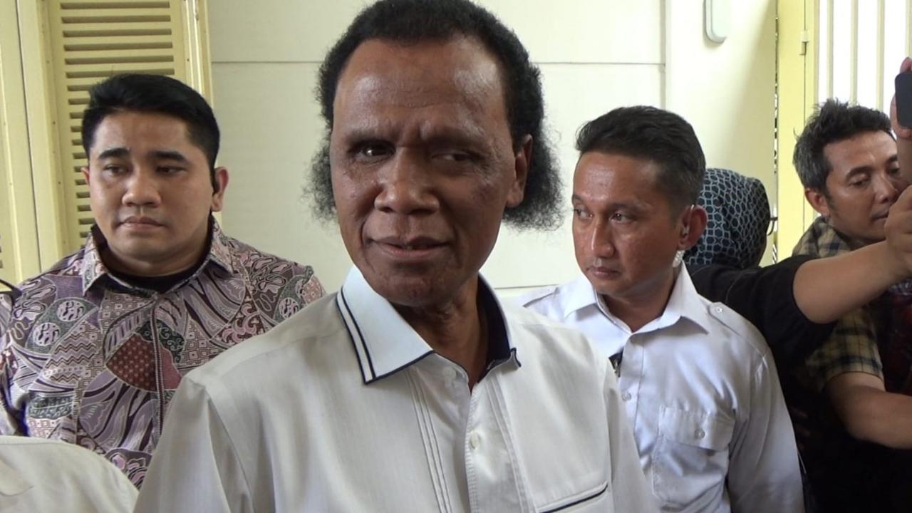 VIDEO: Kejutan Hercules Jauh-jauh Datangi Jokowi di Solo, Buka Suara Ramai Isu Ijazah Palsu