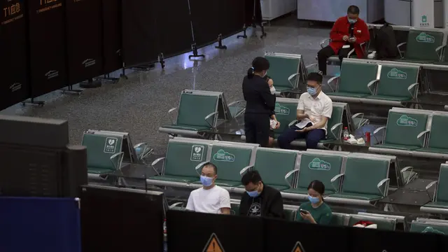 Suasana Bandara Internasional Baiyun Usai Pesawat China Eastern Airlines Jatuh