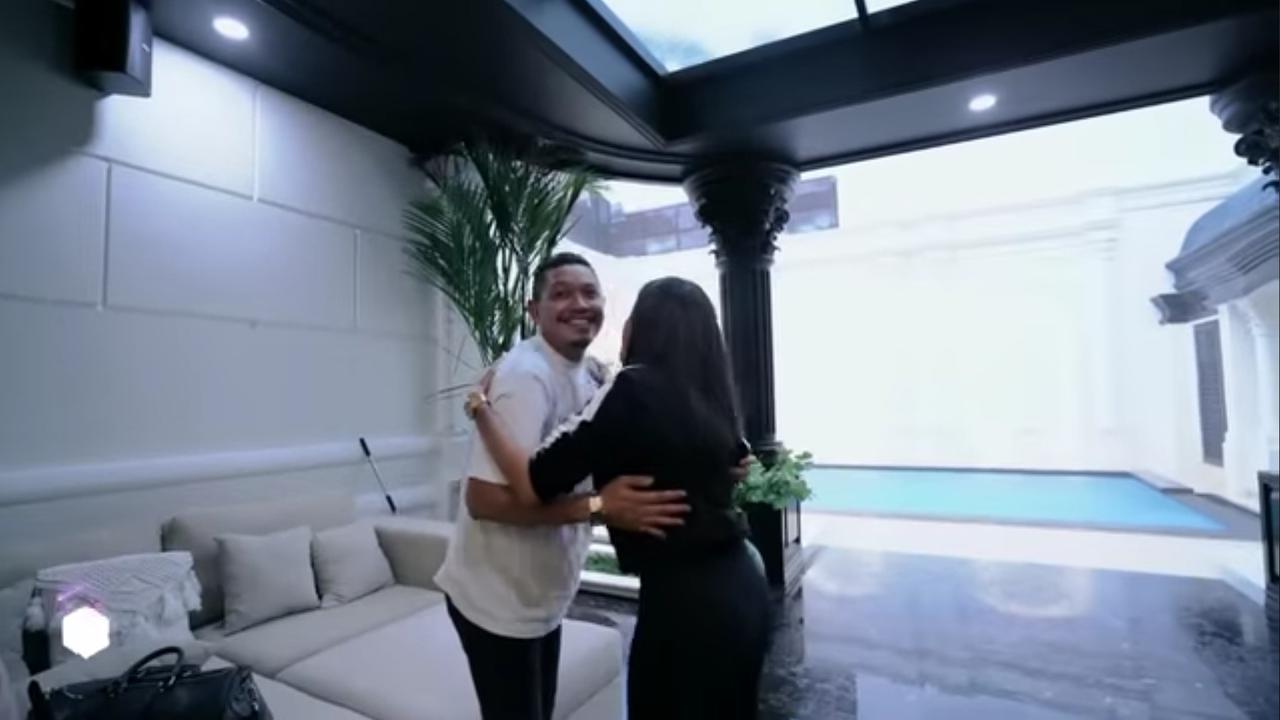 Potret Rumah Baru Shella Saukia yang Sangat Megah Bak Istana, Ada Ruangan Ghibah & Pernah Dikunjungi Nikita Mirzani