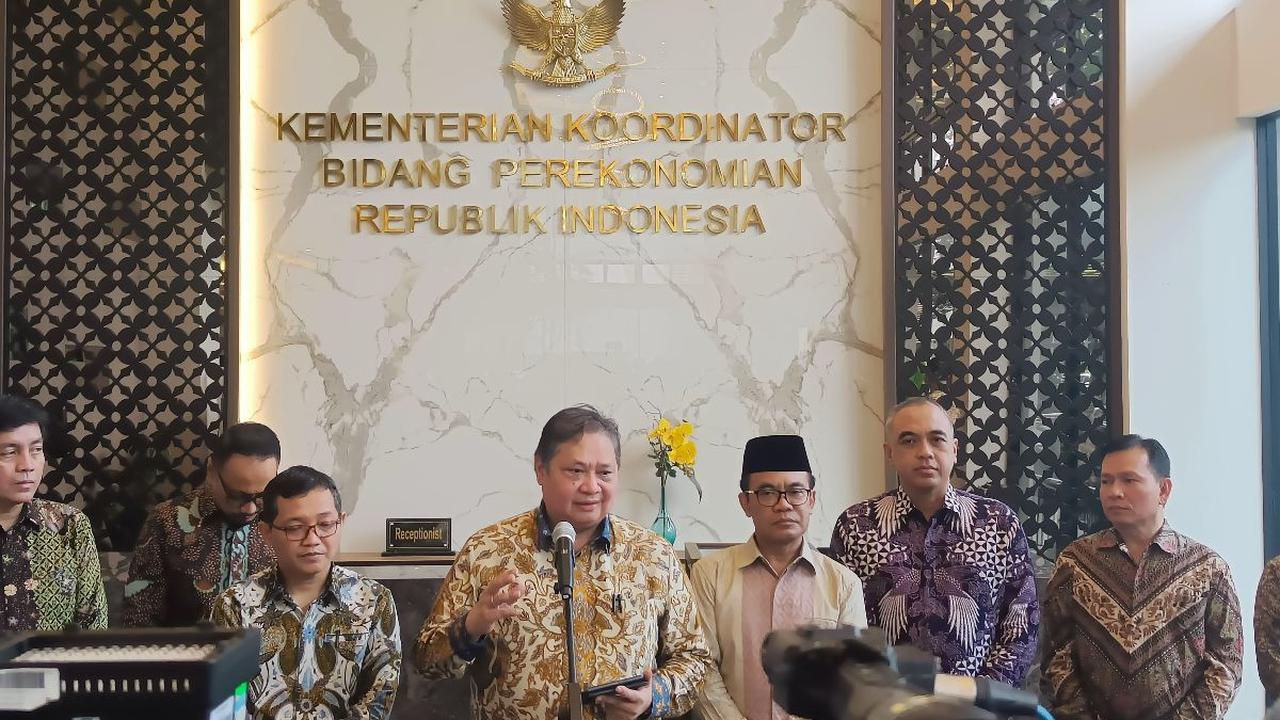 "Kita dihadapkan dengan berbagai tantangan dalam negeri terutama tertentu terkait dengan subsidi, kita harus mengkalibrasi lagi anggaran yang digunakan,"&nbsp;