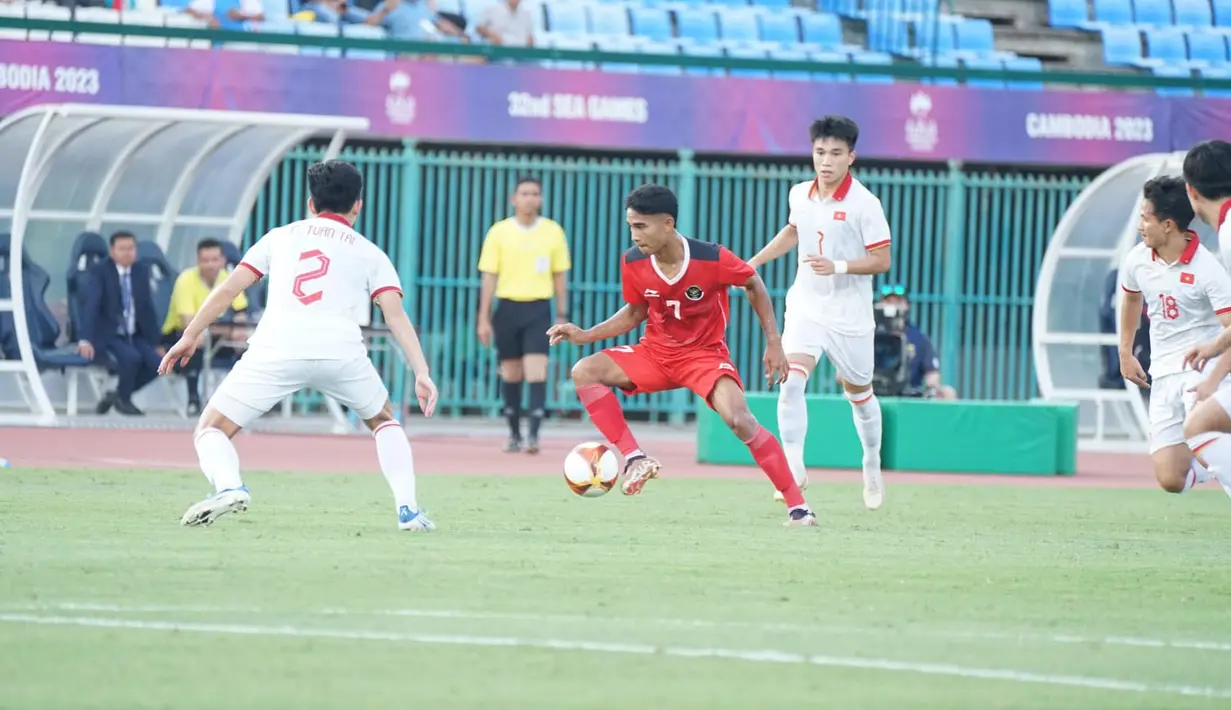 Sementara gol dua gol Vietnam dicetak oleh Nguyen Van Tung (36') dan gol bunuh diri Bagas Kaffa (78'). (Foto:Dok.PSSI)