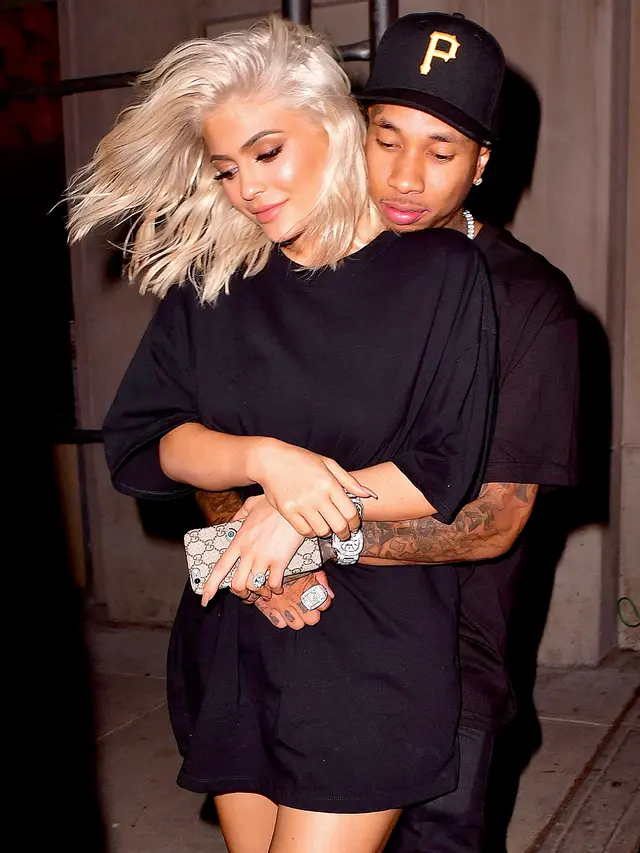 [Bintang] Kylie Jenner - Tyga