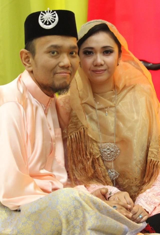 Andrea dan Alfian telah menjalin asmara sejak 12 tahun lalu/copyright worldofbuzz.com