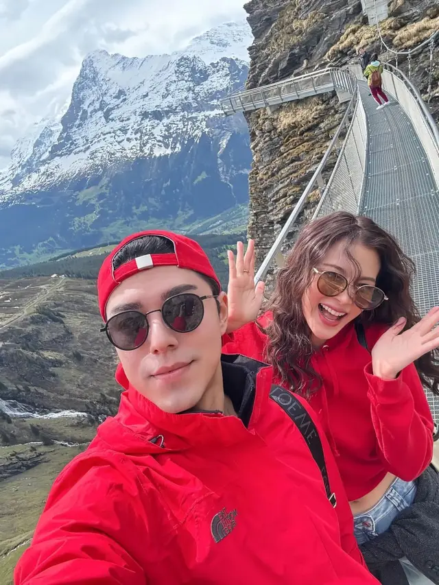 Putus karena Terhalang Restu Ibu, 6 Gaya Serasi Nine Naphat dan Baifern Pimchanok yang Kini Tinggal Kenangan