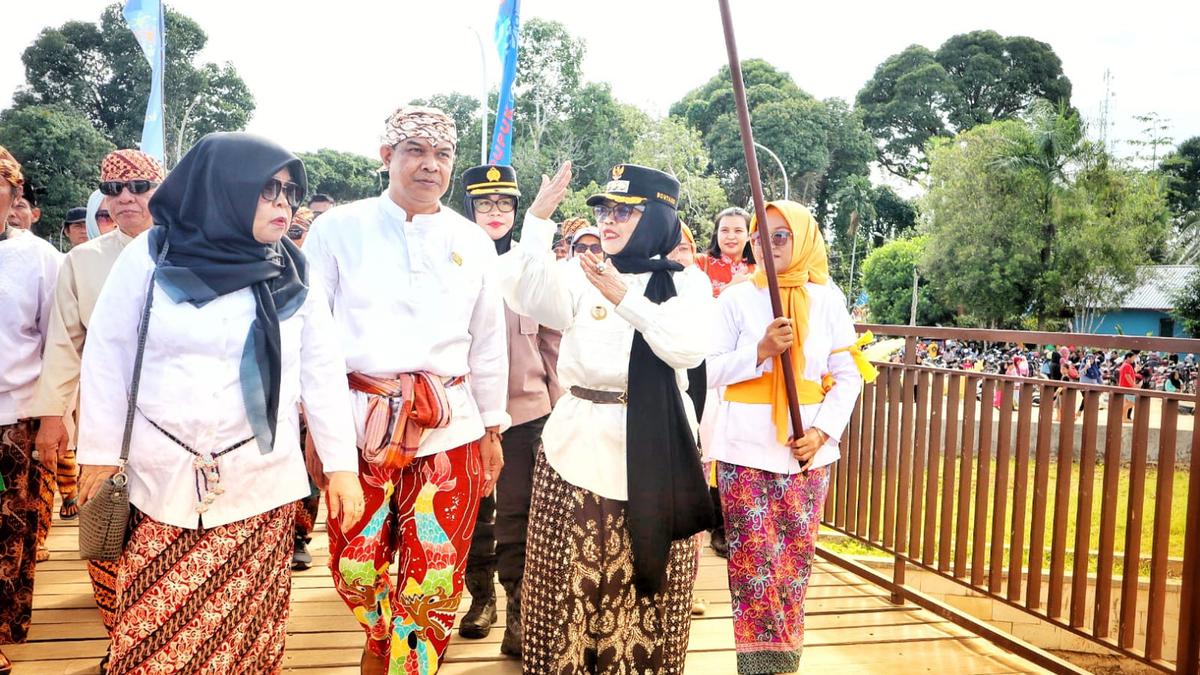 Festival Erau Pelas Benua 2025 Sukses Digelar, Wali Kota Neni Ajak Warga Bontang Lestarikan Budaya Daerah