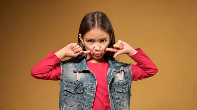 Kenali 6 Tips Melatih Anak Mengelola Emosi agar Lebih Tenang dan Percaya Diri