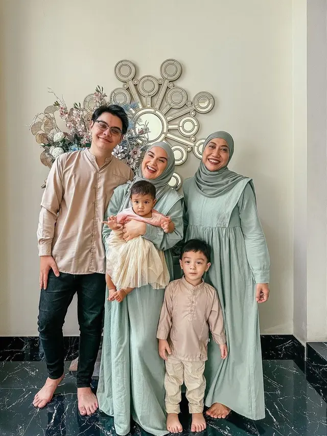 Irish Bella rayakan lebaran tanpa Ammar Zoni di sampingnya