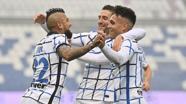 Foto Liga Italia: Kebahagiaan Pemain Inter Milan usai Menang Telak atas Sassuolo