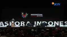Di hadapan peserta Kongres Diaspora hari ini di Jakarta, Obama mengaku banyak makan. Tapi ia masih penasaran dengan es cendol dan kelapa muda.