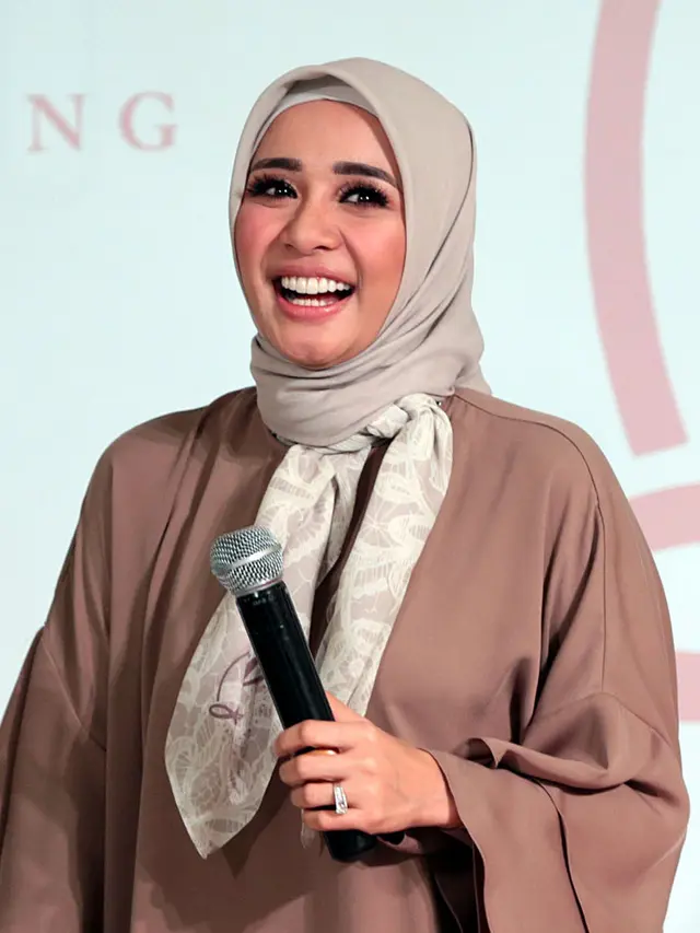 [Bintang] Laudya Cynthia Bella