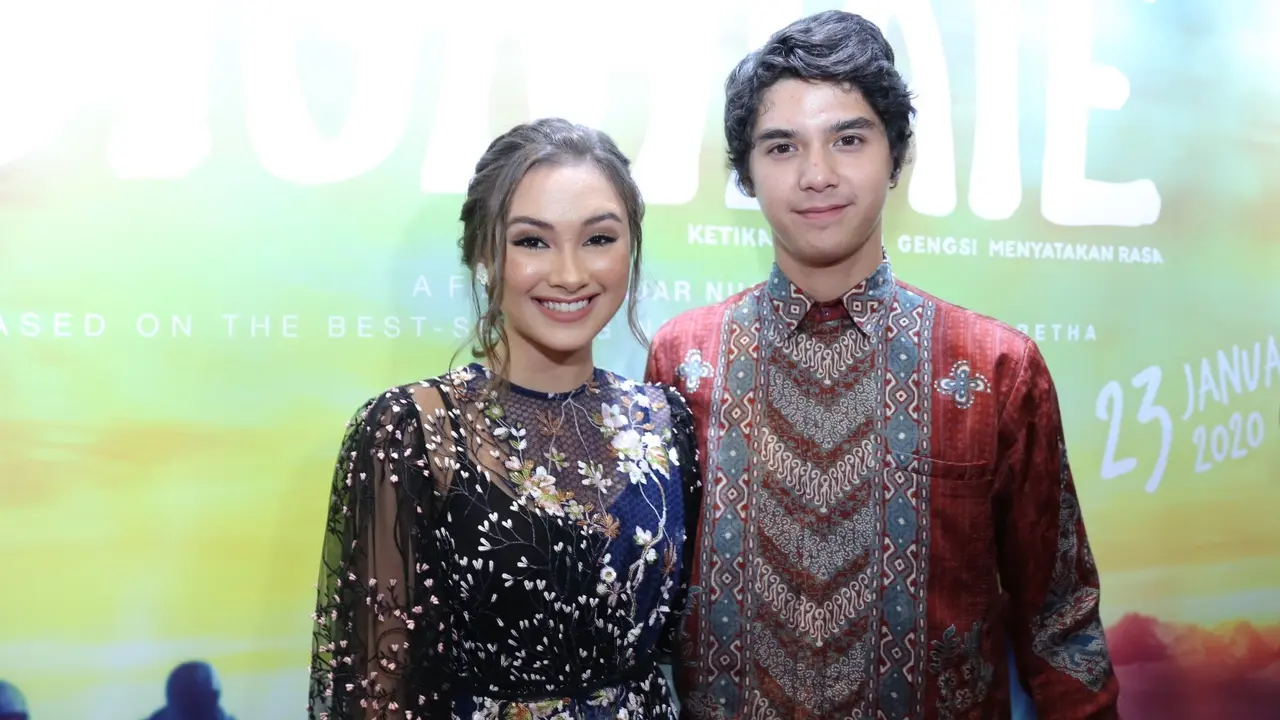 [Fimela] AL Ghazali dan Caitlin Halderman