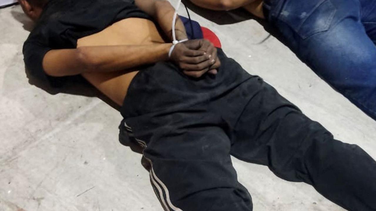 Dari sumber media sosial X yang dulu dikenal Twitter dalam akun @PoliciaEcuador dituliskan bahwa Kepolisian Nasional Ekuador telah mengerahkan unit khusus ke TKP & telah mengamankan 13 orang.<br>(Handout / Ecuador´s National Police / AFP)