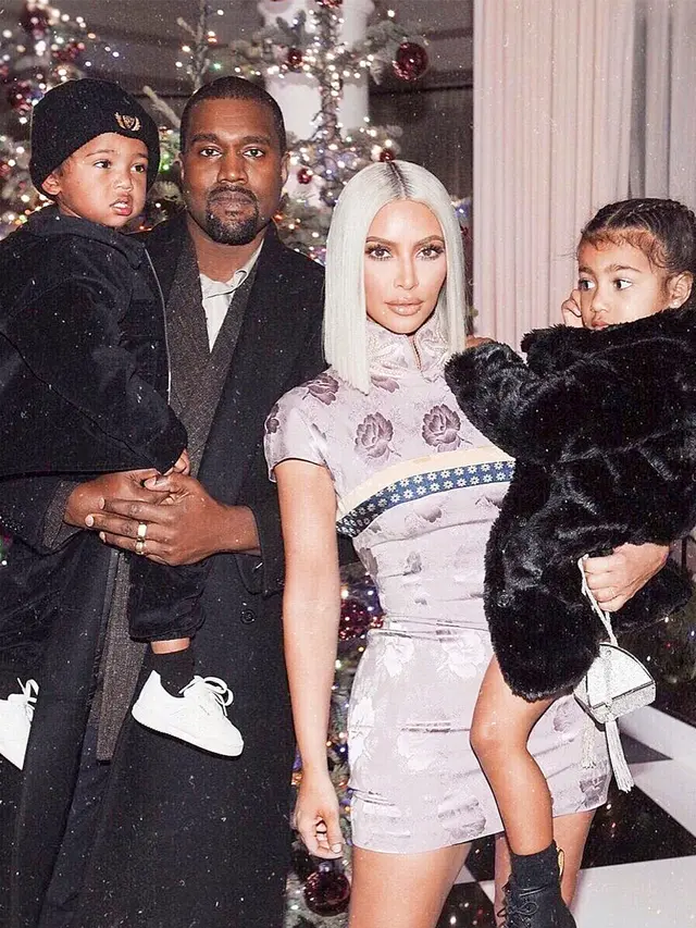 [Bintang] Kim Kardashian - Kanye West