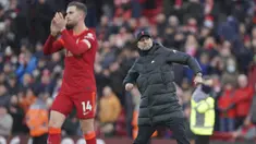 Liverpool mencatatkan kemenangan penting dalam lanjutan Premier League 2021/2022 pekan ke-22. Bermain di kandang sendiri, The Reds menang mudah 3-0 atas Brentford di kandang sendiri, Anfield, Minggu (16/1/2022) malam WIB. (AP Photo/Jon Super)
