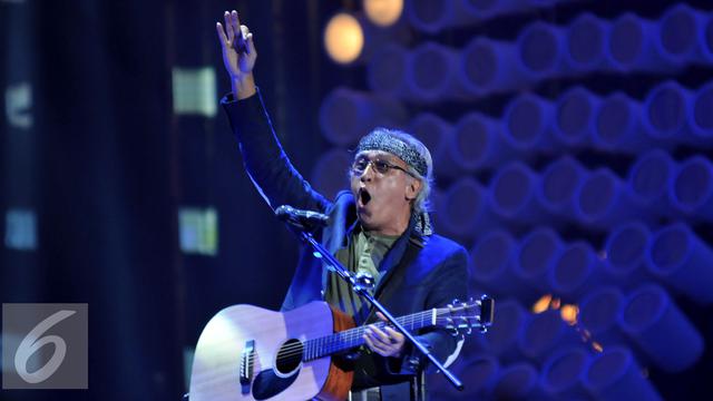 20160824- Iwan Fals Gebrak Panggung HUT SCTV ke 26 di Senayan-Jakarta-Johan Tallo