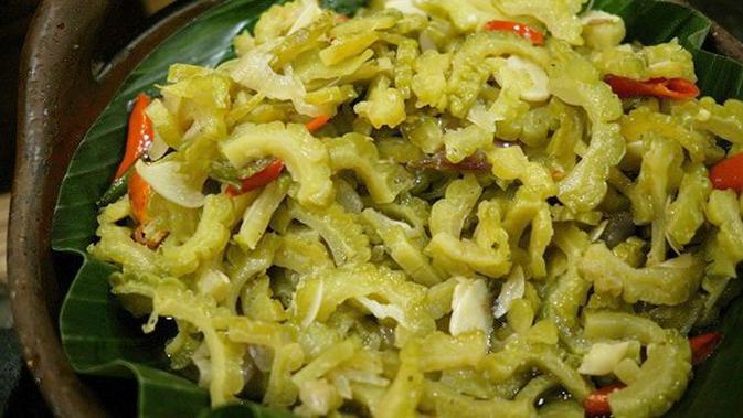 Resep Praktis Cara Membuat Tumis Pare Anti Pahit & Gurih