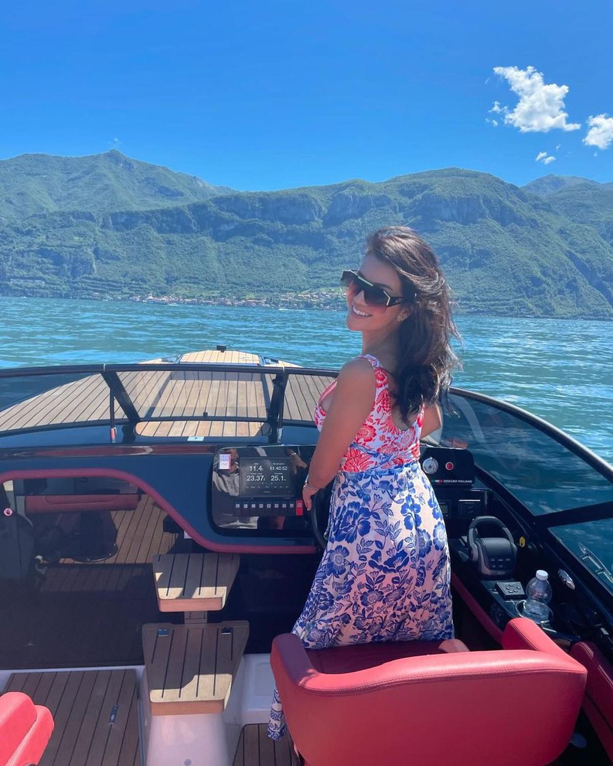 Bermain Speed Boat