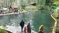 Kolam Sedang Seruni yang dialiri 7 sumber mata air dan dipercaya menjadi tempat mandi para bidadari (Hermawan Arifianto/Liputan6.com)