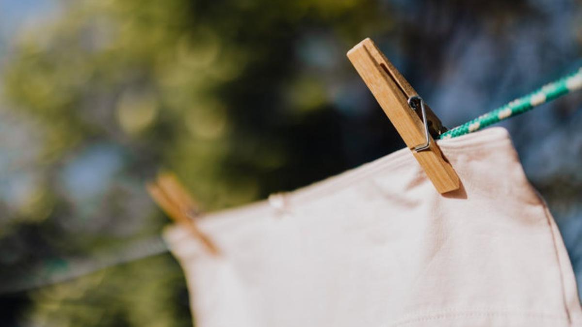 7 Tips Menjemur Pakaian agar Cepat Kering saat Mendung, Ikuti Langkah-langkahnya
