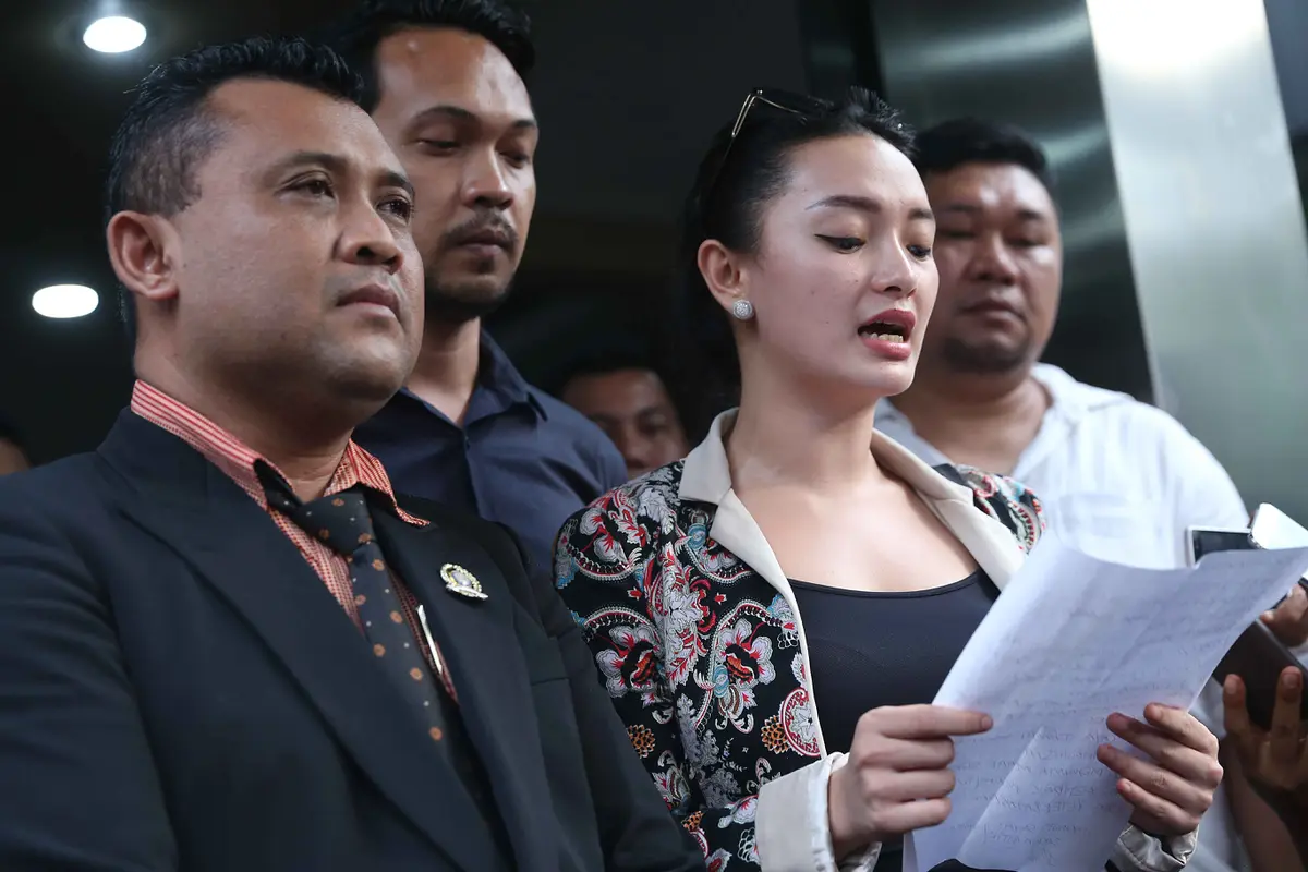 Zaskia Gotik dan kuasa hukum