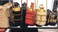 Tas botol minum Chanel. (dok.Instagram @spottedfashion/https://www.instagram.com/p/Bx4AsWNn0Hg/Henry)