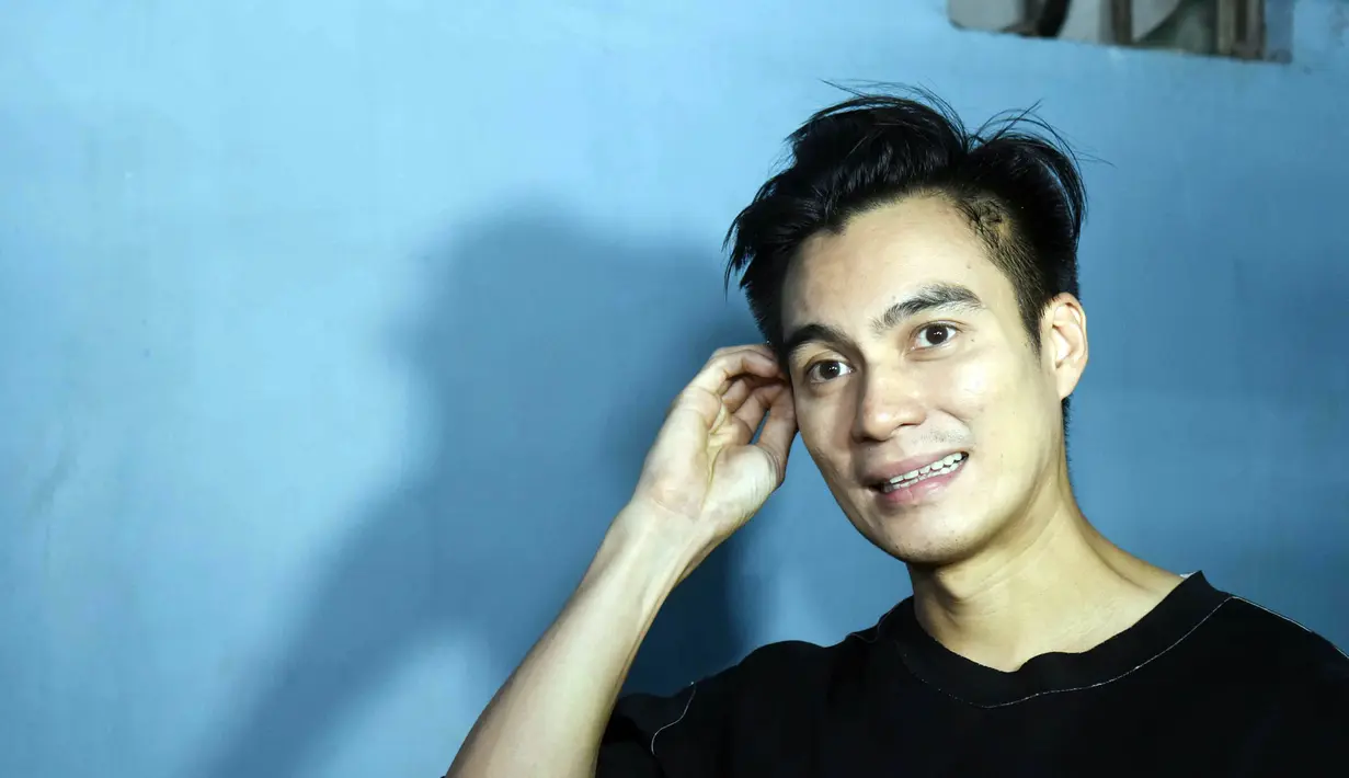 Baim Wong, bintang sinetron dan film layar lebar ini sempat dikabarkan akan segera mengakhiri masa lajangnya. Belum lama ini, kabar itu kembali muncul terdengar di telinga publik dan nampaknya akan segera terjadi. (Deki Prayoga/Bintang.com)