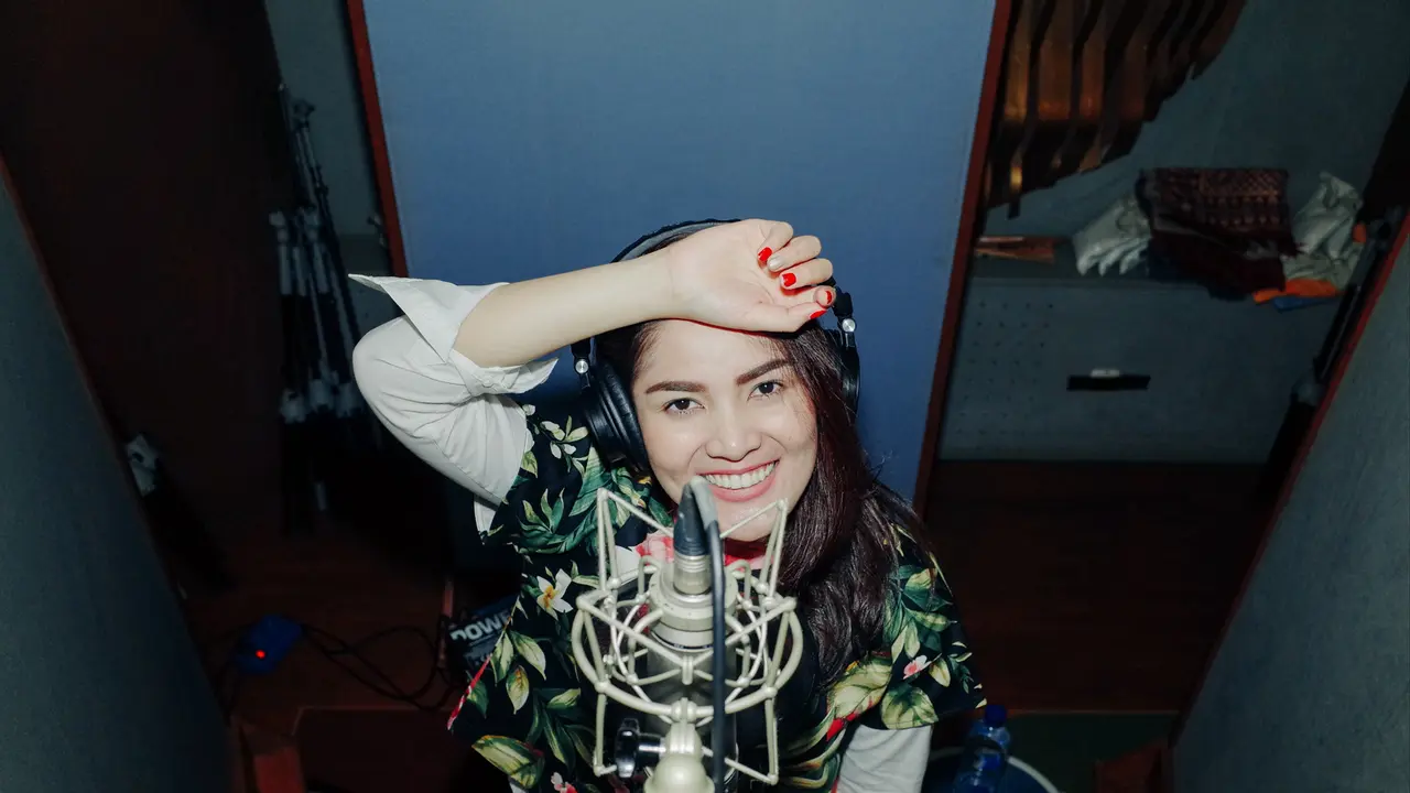 Nindy Ayunda
