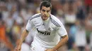 Selebrasi striker Real Madrid, Alvaro Negredo seusai menjebol gawang LDU Quito dalam laga penyisihan Grup B Peace Cup yang digelar di Santiago Bernabeu Stadium, 28 Juli 2009. Madrid unggul 4-2. AFP PHOTO/PIERRE-PHILIPPE MARCOU 