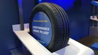 Michelin mengenalkan dan menguji produk terbarunya yakni Energy XM2+ di Sirkuit International Sepang, Malaysia. (Oto.com)