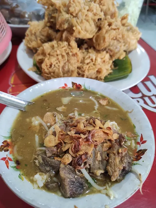 Soto Kudus Bu Jatmi