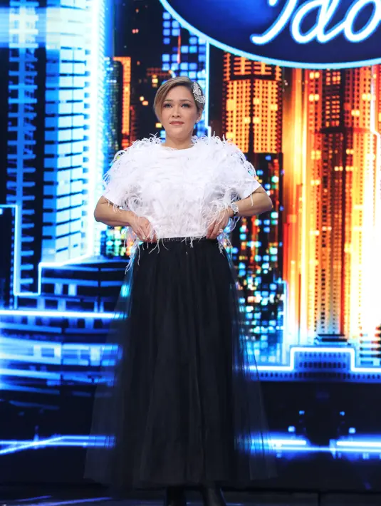 Maia Estianty Juri Indonesian Idol X di Studio RCTI Kebon Jeruk, Jakarta Barat (2/3/2020).