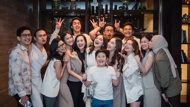 Perayaan Ulang Tahun Syifa Hadju yang baru terungkap. [@deswitamaharani80]