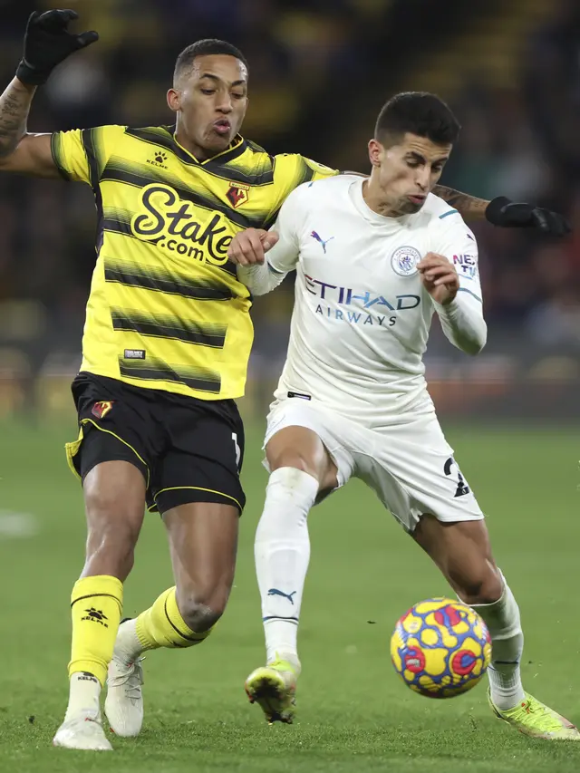 Taklukkan Watford, Man City Rebut Puncak Klasemen