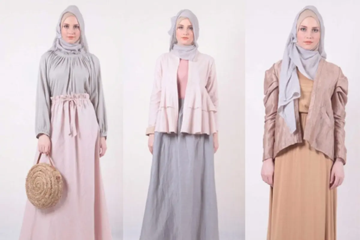 Tren Hijab: Balutan Hijab dengan Padu Padan Baju Ruffle
