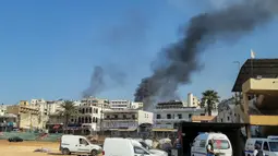 Kementerian Kesehatan Lebanon melaporkan, serangan merupakan bagian dari rangkaian serangan Israel di Nabatieh menewaskan 6 orang dan melukai 43 lainnya. (Abbas Fakih/AFP)